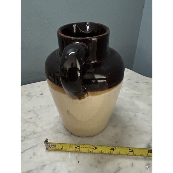 Vintage Stoneware Syrup Pitcher Jug Brown Tan Two Tone 6" Tall Vase Cottage Core - Picture 8 of 13